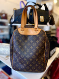 Pre Loved Louis Vuitton Vintage Monogram Excursion Bag