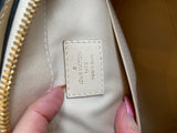 Pre Loved Louis Vuitton Saintonge Crossbody , Monogram & Cream