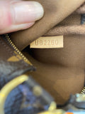 Pre Loved Louis Vuitton Mini Pochette Accessoires in Monogram Canvas - Excellent