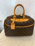 Pre Loved Louis Vuitton Vintage Monogram Deauville Bag