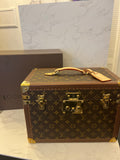 Pre Loved Louis Vuitton Boite Pharmacie Trunk in Monogram (vintage new)