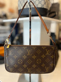Louis Vuitton Vintage Pochette in Monogram Canvas
