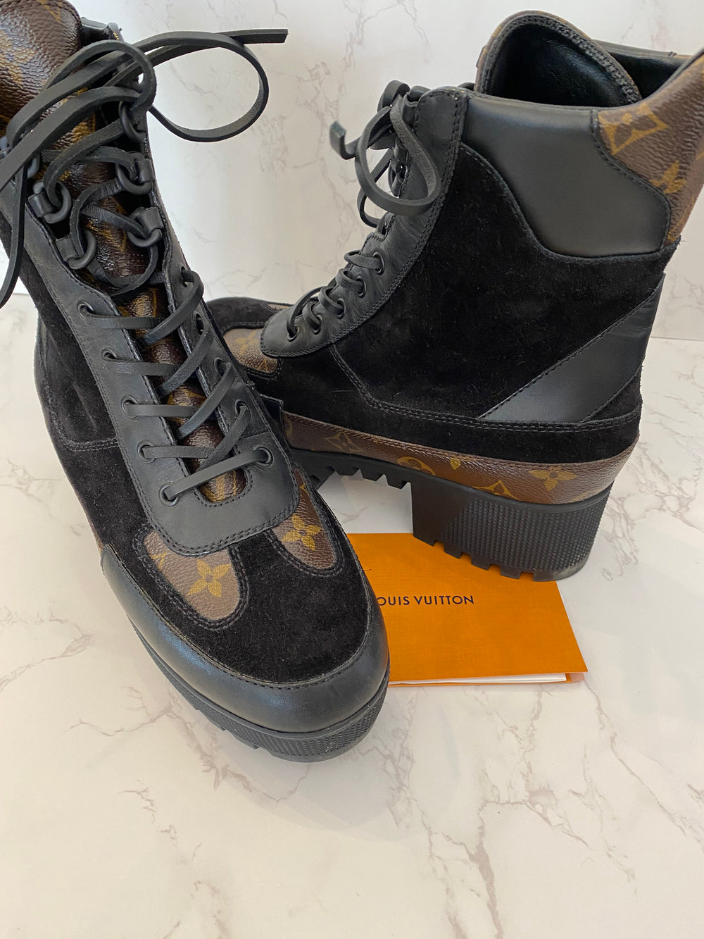 Pre Loved Louis Vuitton Laureate Monogram Desert Boot uk7 (as new)