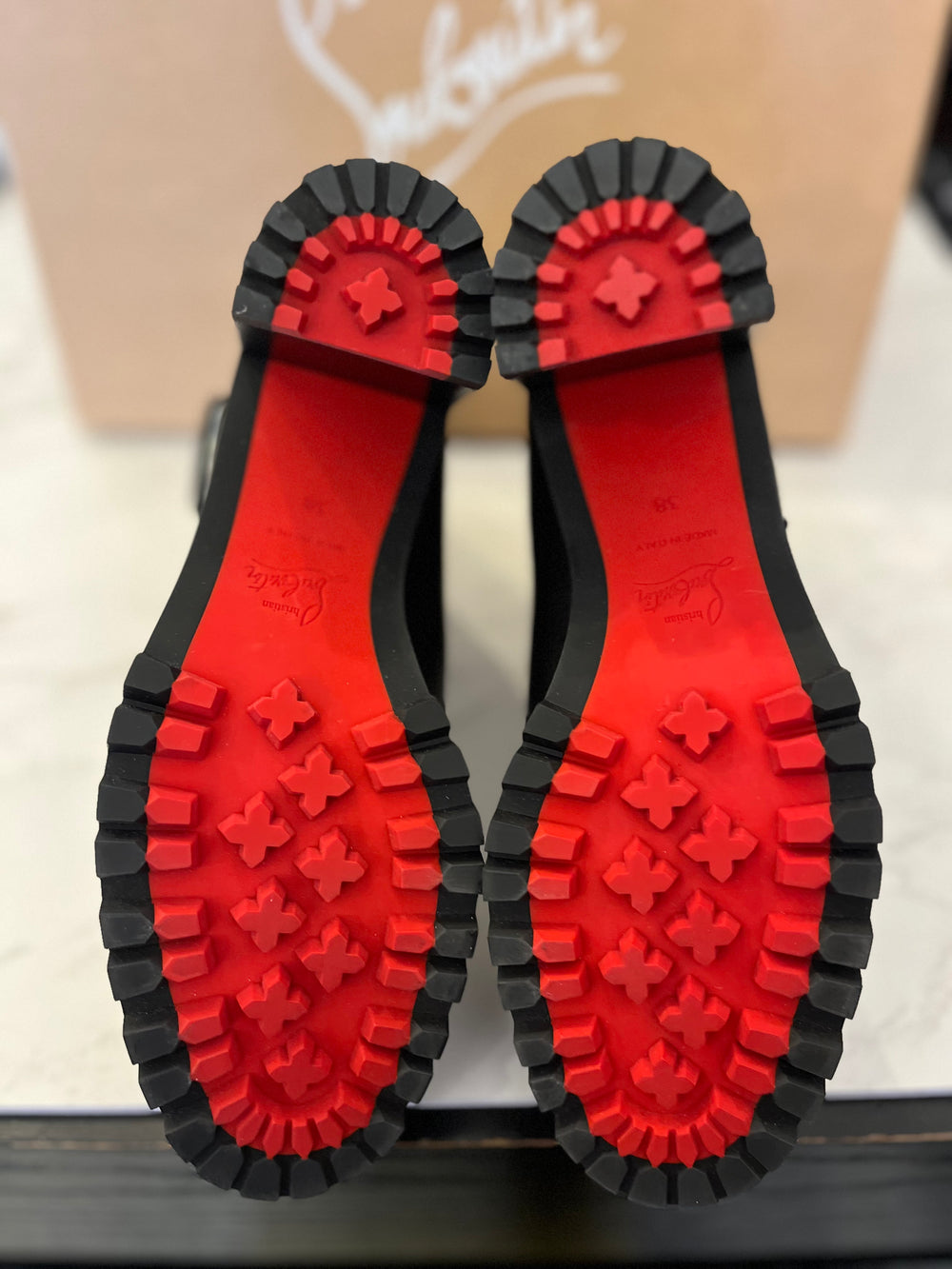Pre Loved Christian Louboutin Olivia Snow 70 Spiked Boots uk 5 (new)