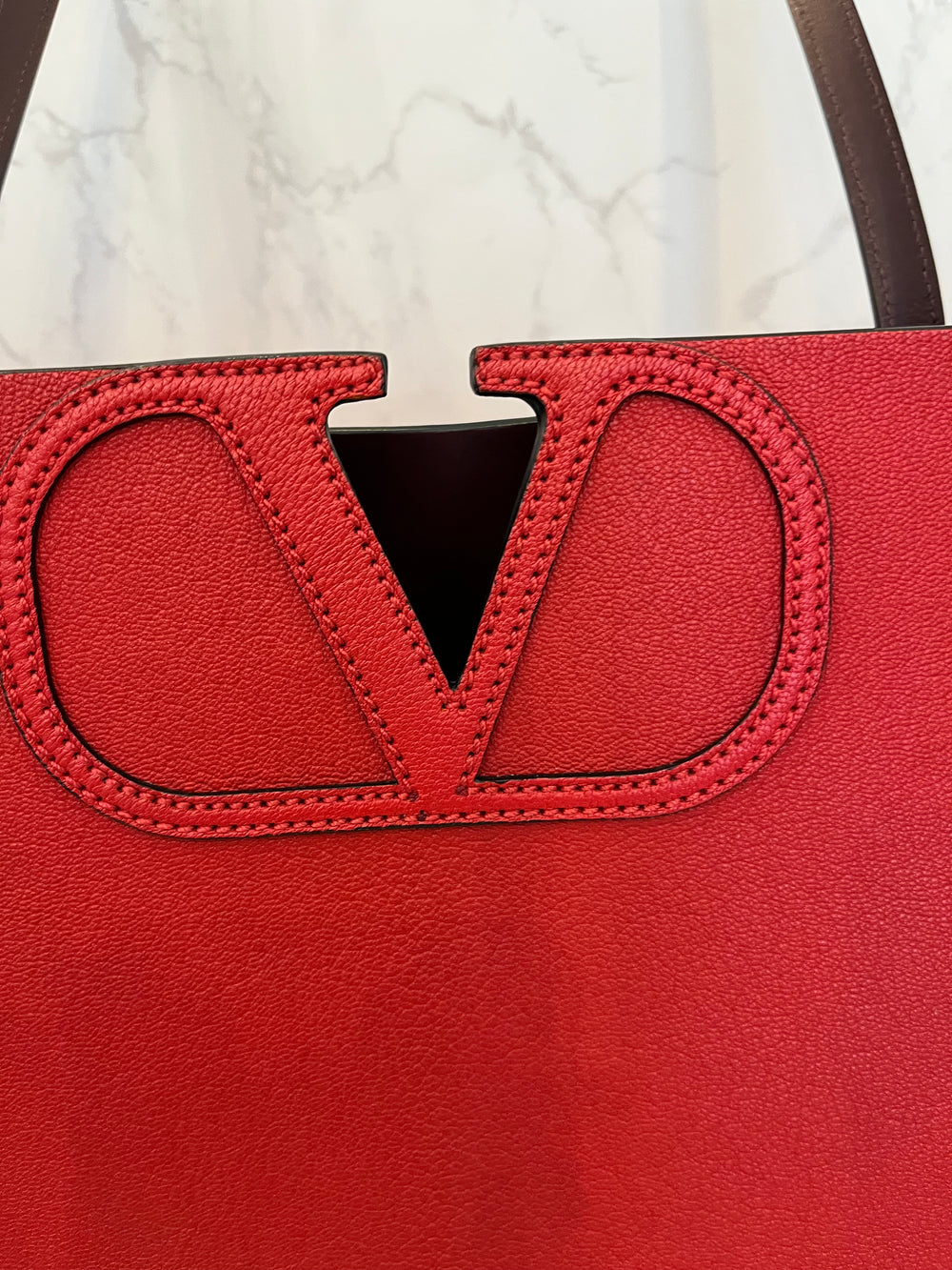 Pre Loved Valentino Garavani Red Leather Tote Bag