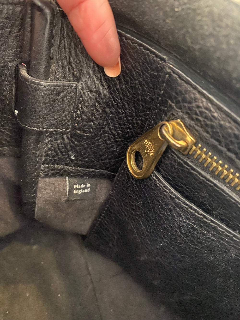 Pre Loved Mulberry Bayswater in Black