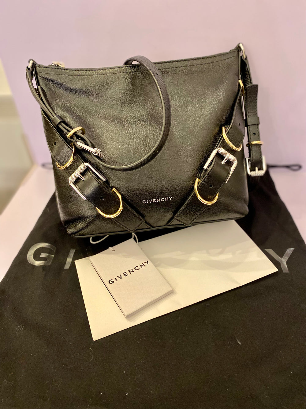 Pre Loved Givenchy Voyou Small Messenger in Black