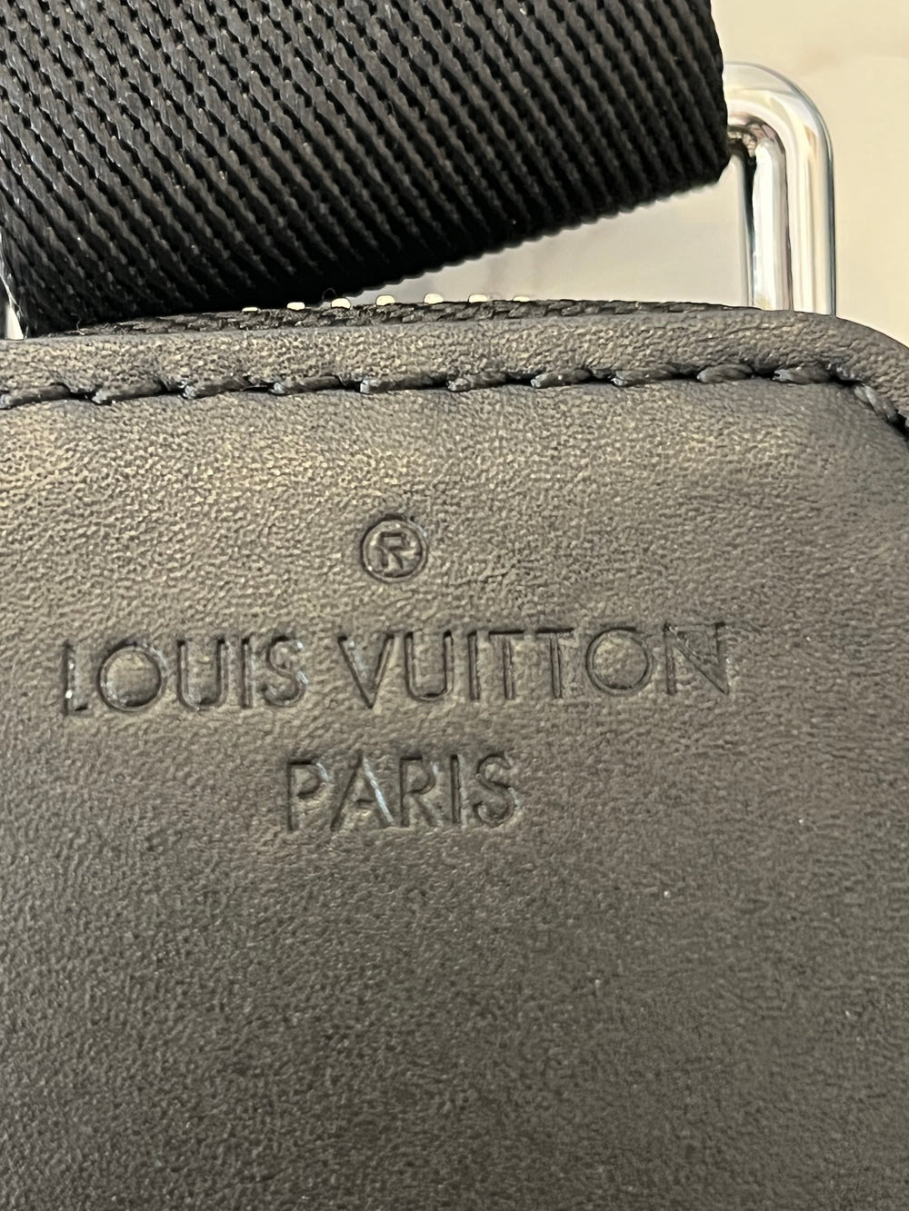 Pre Loved Louis Vuitton Damier Leather Sling Crossbody Bag (excellent)