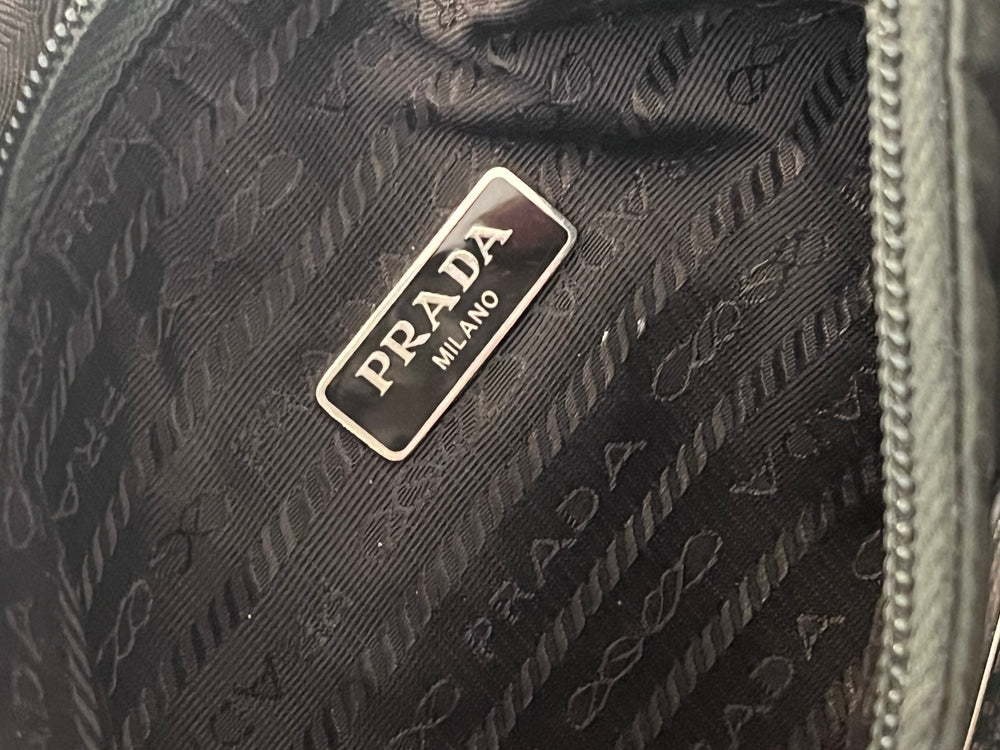 Pre Loved Prada Re-Edition 2000 Nylon Mini Bag in Dark Green