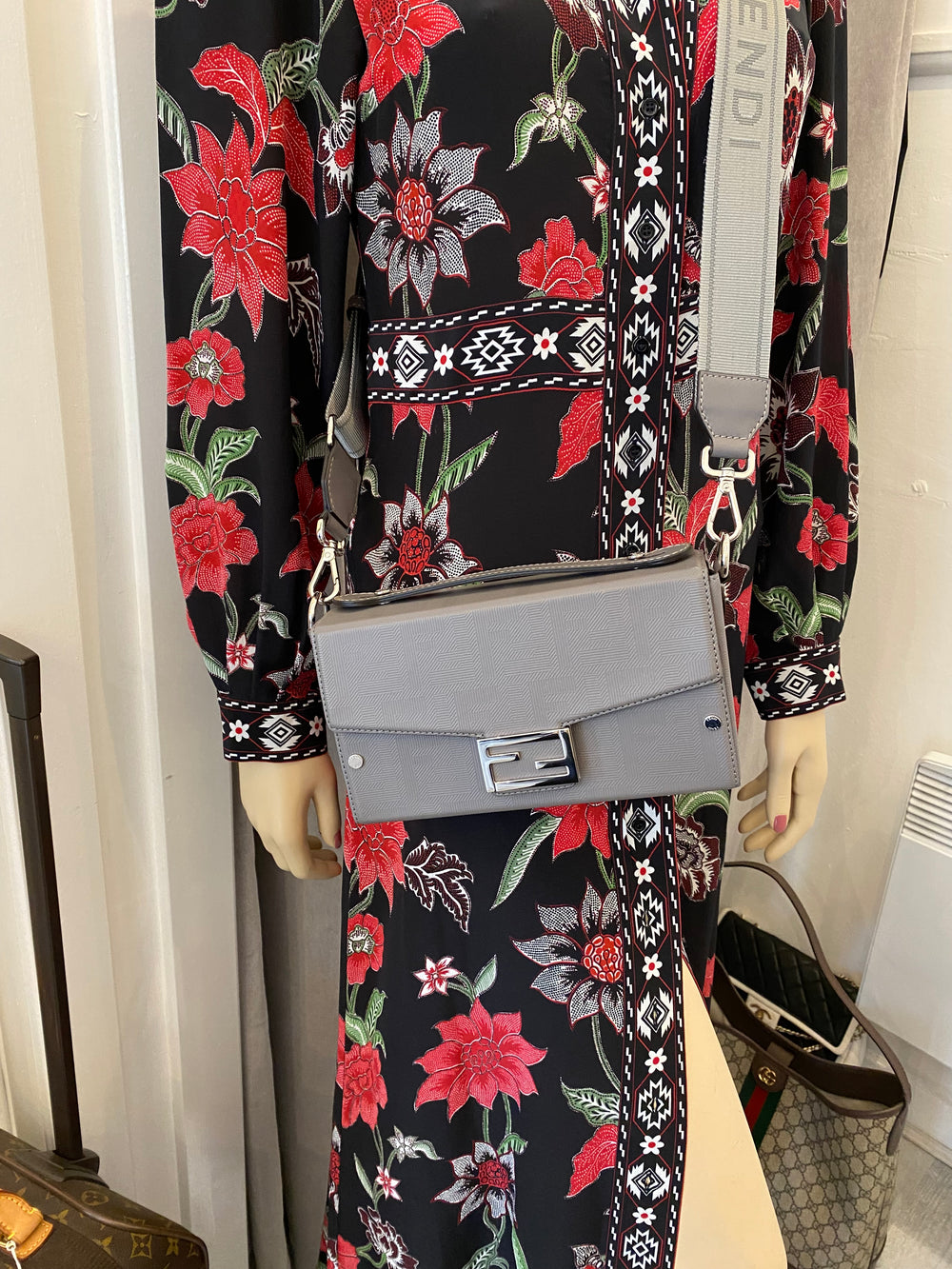 Pre Loved Fendi Baguette Soft Trunk Bag Unisex (as new)