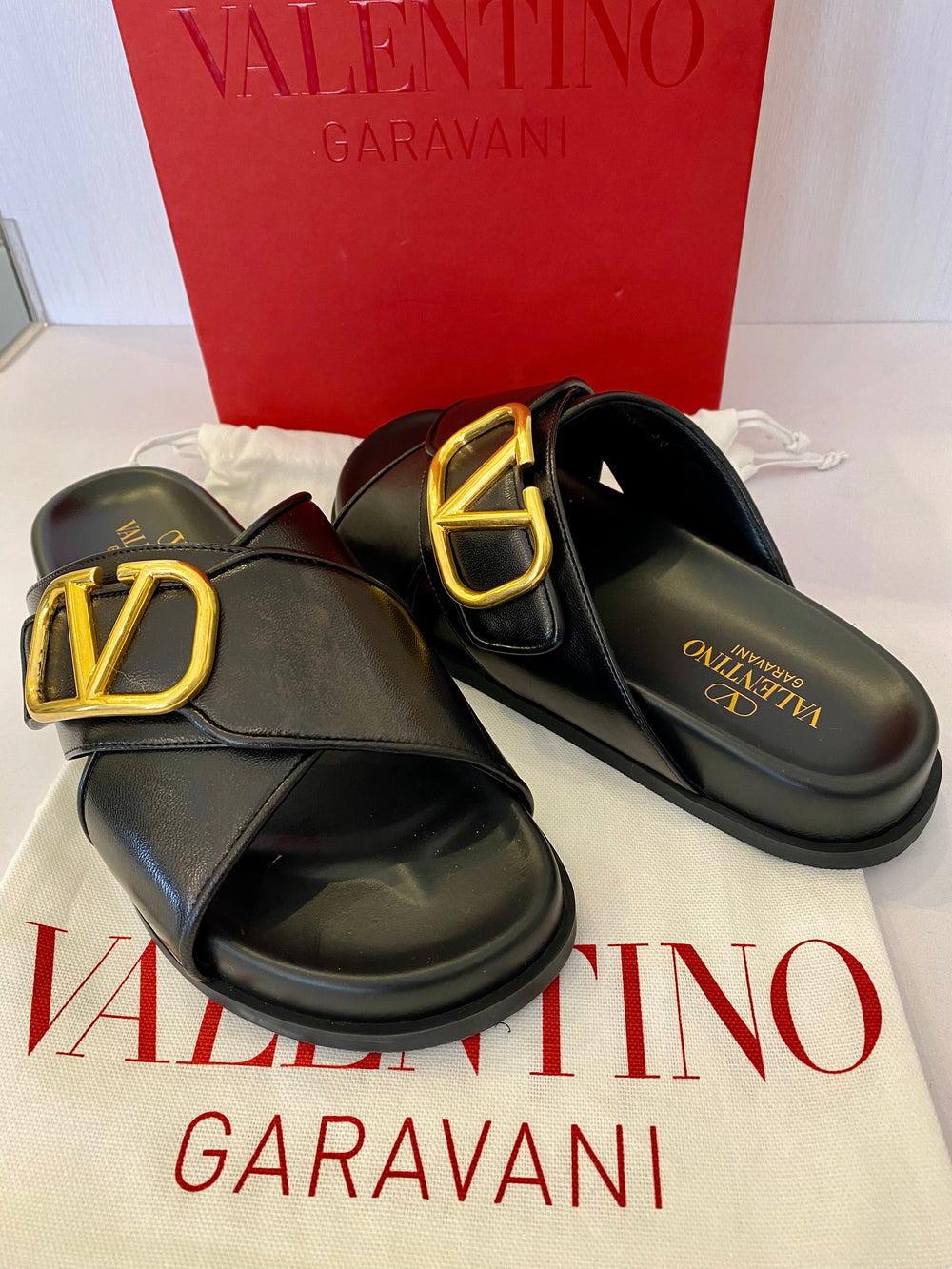 Pre Loved Valentino V Logo Buckle Black Leather Sandals uk5, fit uk 5.5  (excellent)