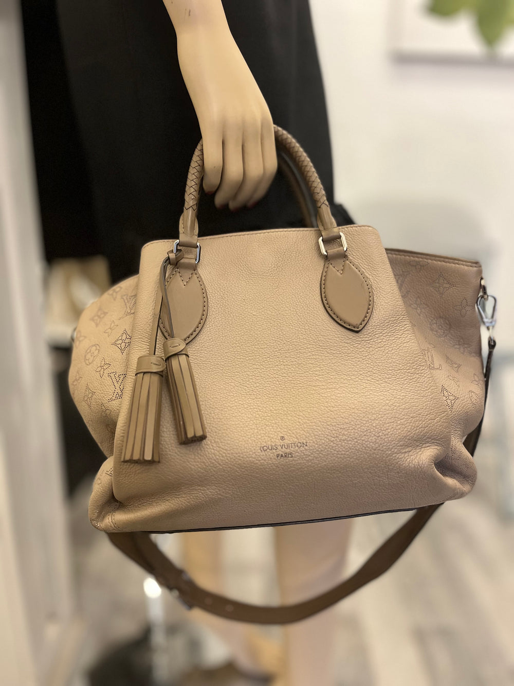 Pre Loved Louis Vuitton Mahina Haumea Bag in Two-Tone Beige