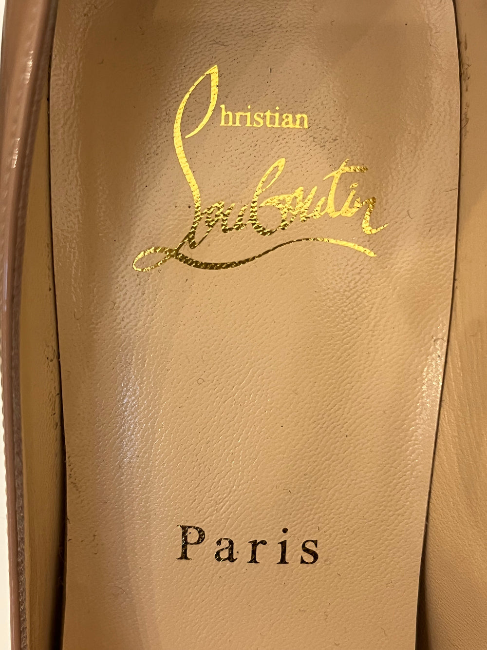 Pre Loved Christian Louboutin Nude Patent Heels uk3.5 **RESERVED ME**