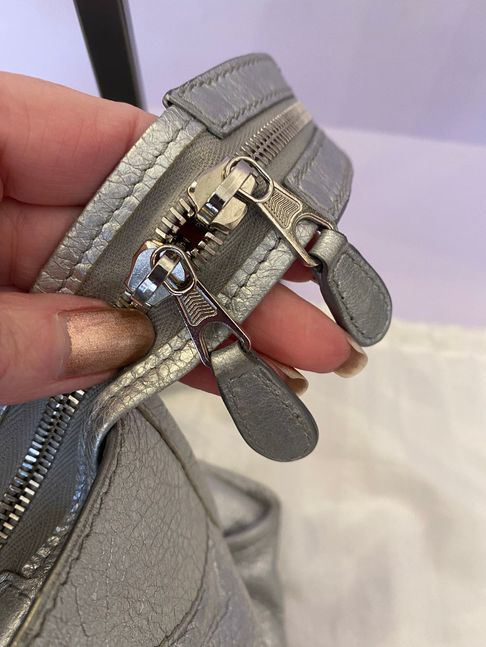 Pre Loved Balenciaga Le City in Silver Leather