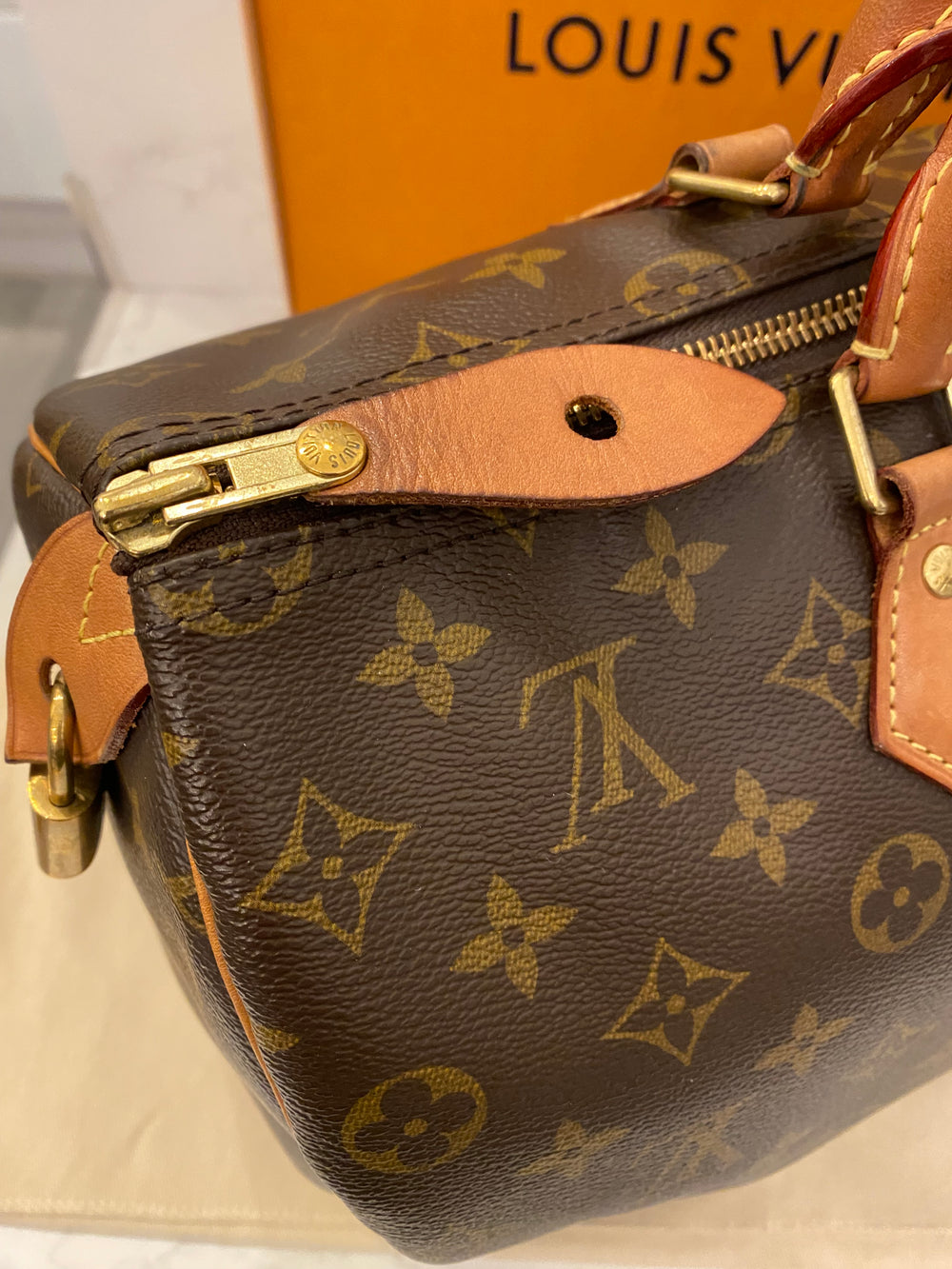 Pre Loved Louis Vuitton Monogram Speedy 35 (2021)