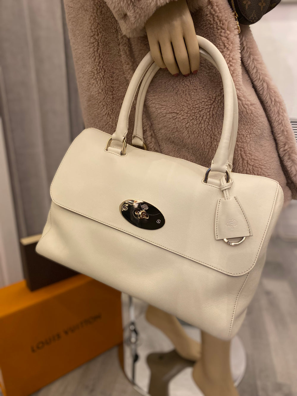 Pre Loved Mulberry Del Rey inWinter White Smooth Calf Leather (new)