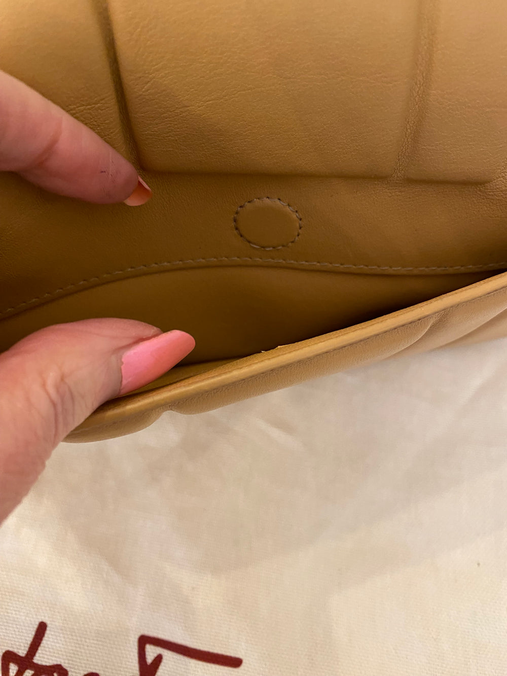 Pre Loved Ferragamo Gancini Tan Leather Shoulder Bag (excellent)