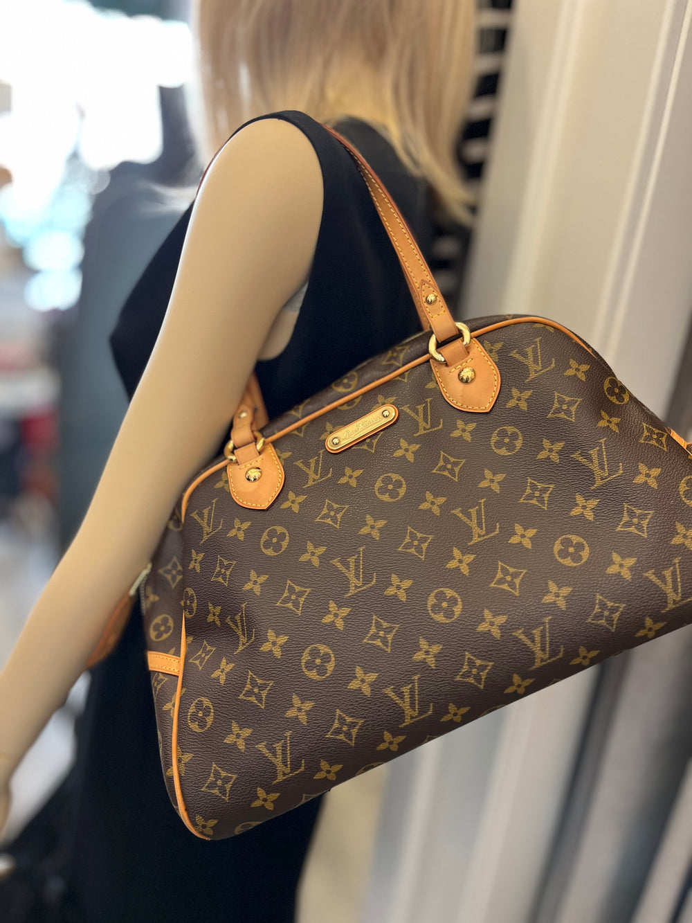 Pre Loved Louis Vuitton Vintage Montorgueil Monogram Handbag
