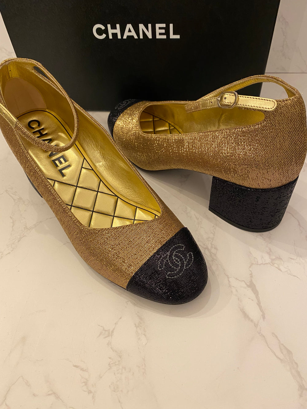 Pre Loved Chanel Black & Gold Mary Jane Heels UK 6 (new)