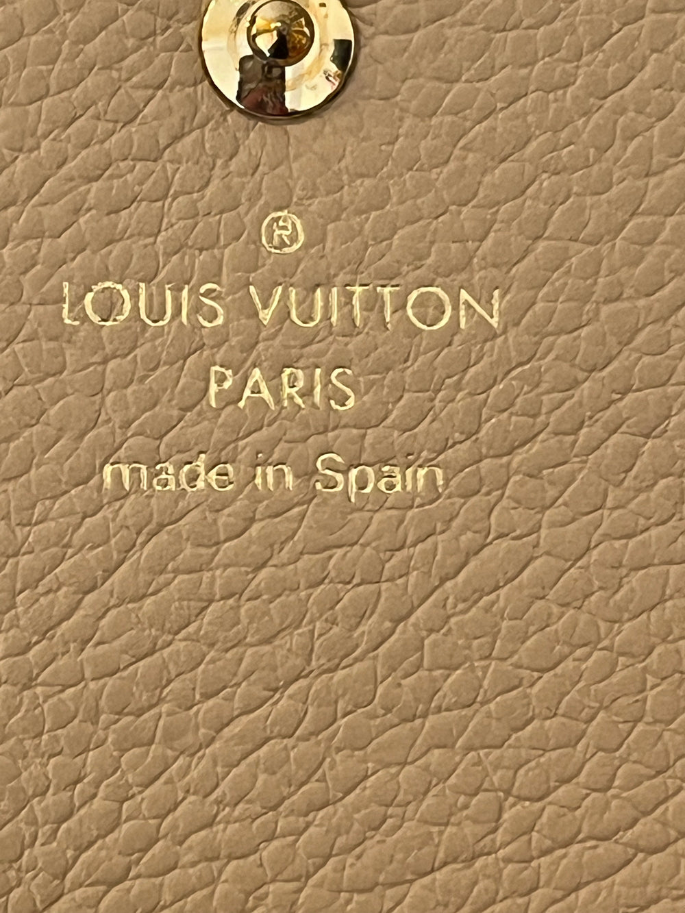 Pre Loved Louis Vuitton Emilie Black Leather Purse