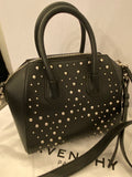 Pre Loved Givenchy Antigona Studded Small in Black