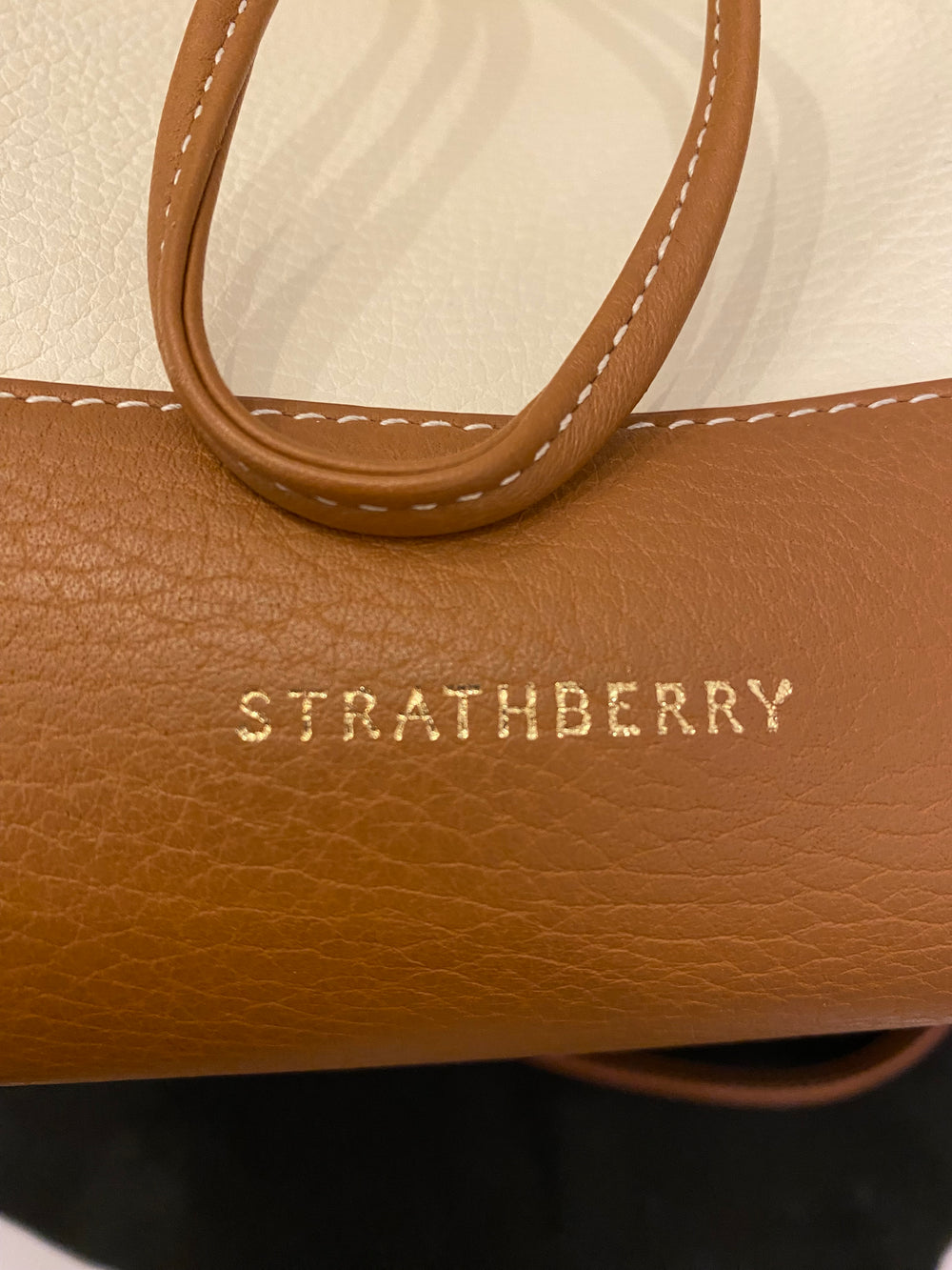 Pre loved Strathberry Lana Osette Vanilla & Tan Bucket Bag (excellent)