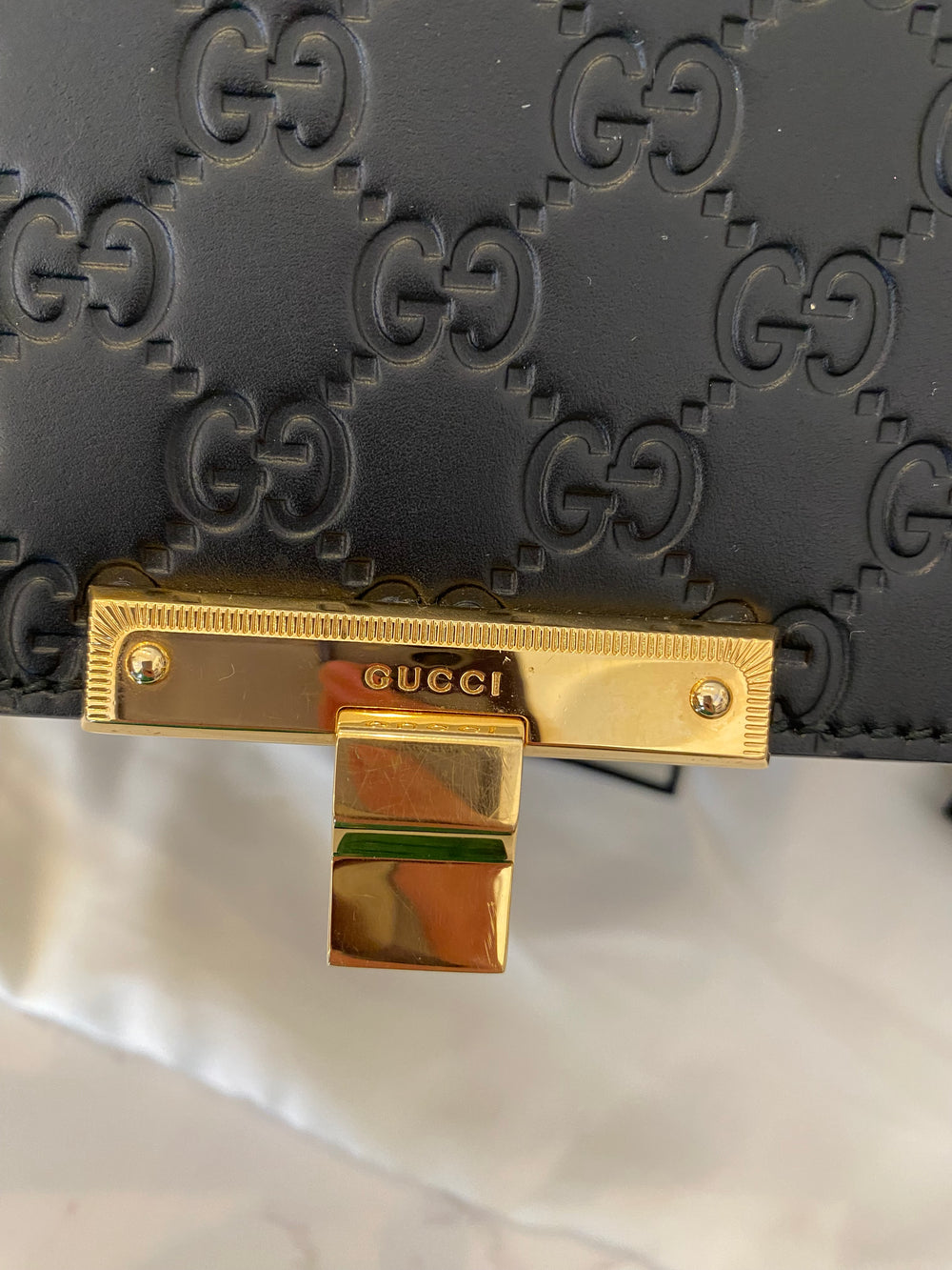 Pre Loved Gucci Guccissima Padlock Shoulder Bag in Black Leather