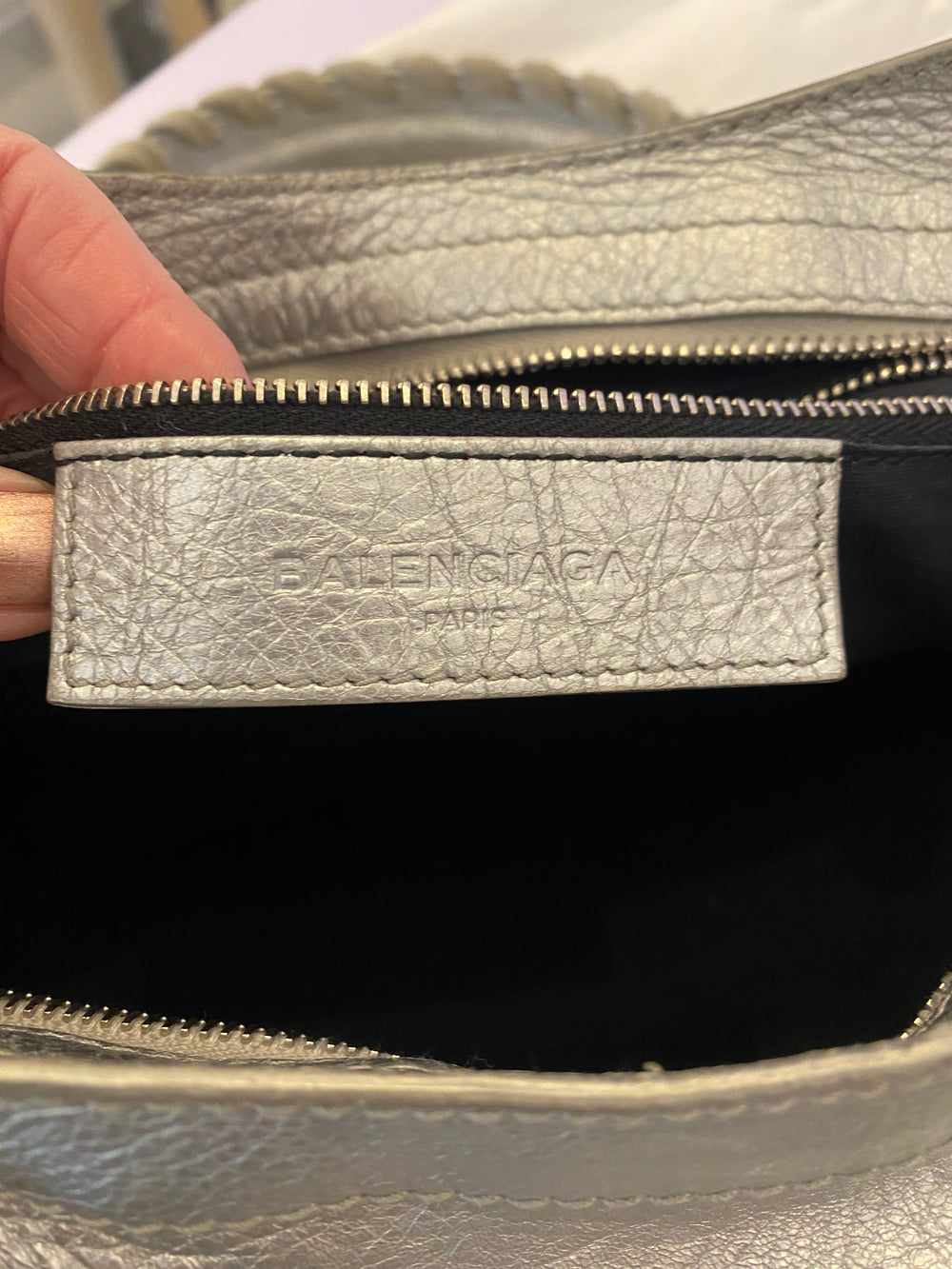 Pre Loved Balenciaga Le City in Silver Leather