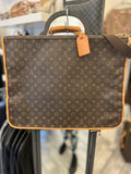 Pre Loved Vintage Louis Vuitton Monogram Suit Carrier