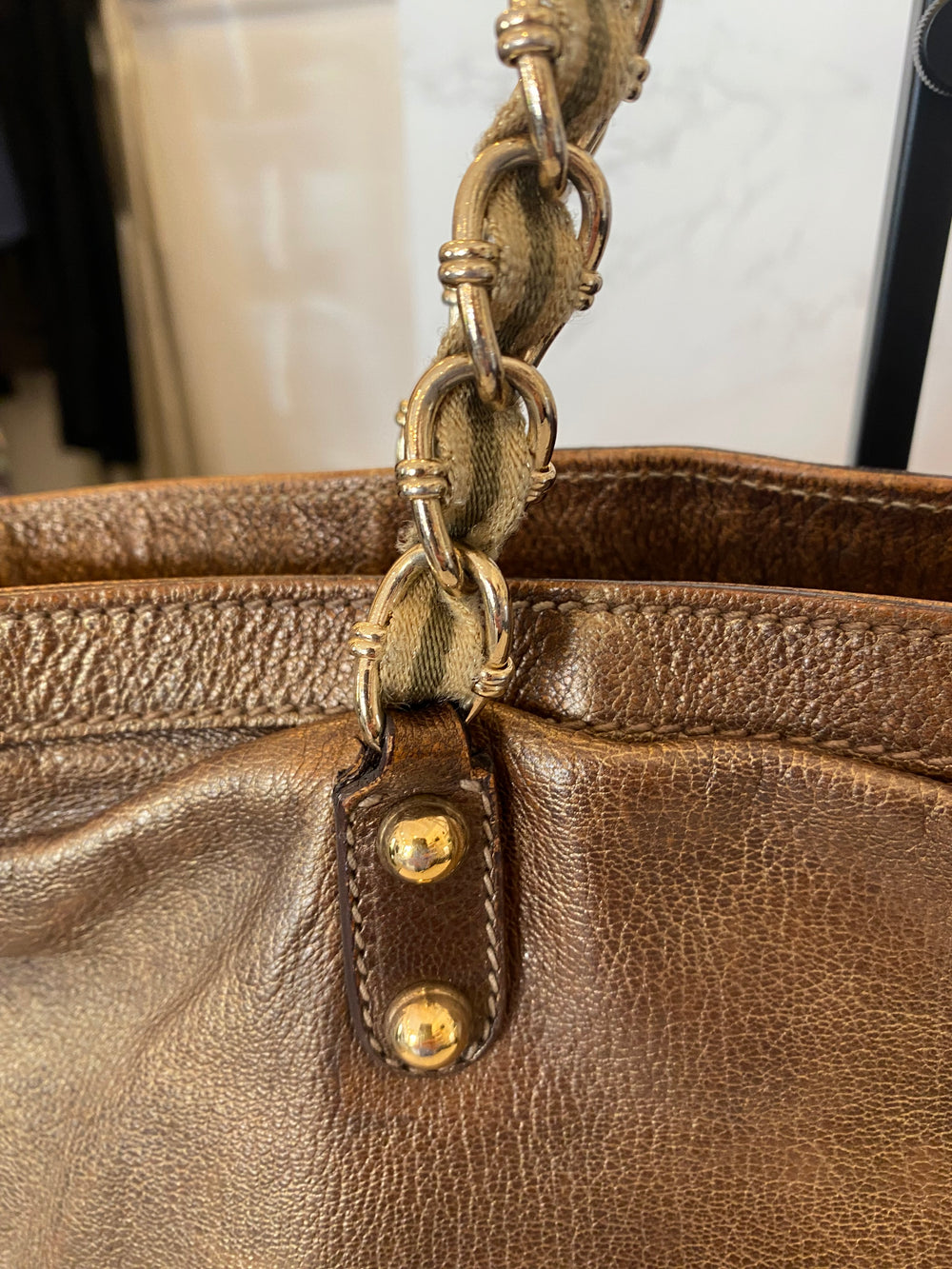 Pre Loved Gucci Vintage Princy Tote in Old Gold Leather with Gold Chain Shoulder Straps
