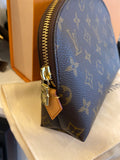 Louis Vuitton Cosmetic Pouch in Monogram