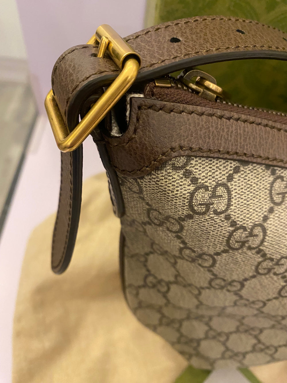 Pre Loved Gucci Ophidia Small Crossbody (as new)