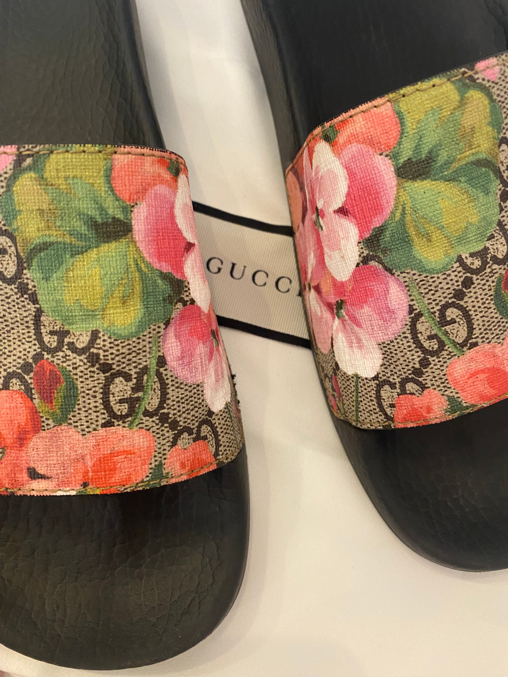 Pre Loved Gucci Floral Bloom Sliders UK 6