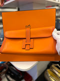 Pre Loved  Hermes Jige Elan 29 Clutch in Orange Swift Leather (excellent)