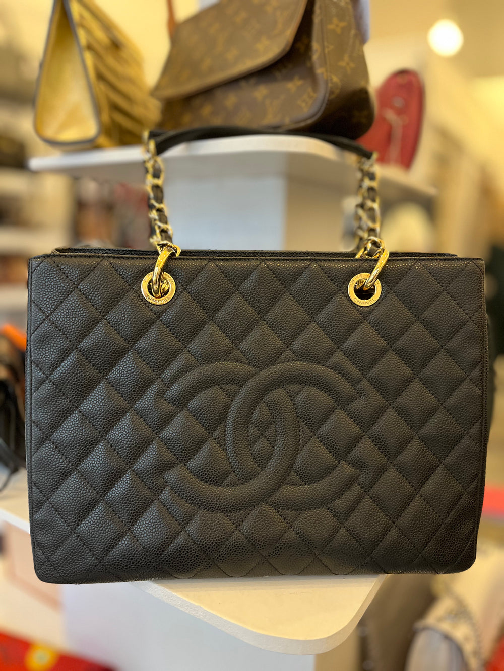 Pre Loved Chanel GST Grand Shopper Tote in Black Cavier Leather - Excellent