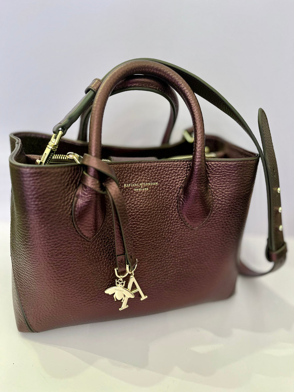 Pre Loved Aspinal of London Midi Tote in Metallic Grape (excellent)