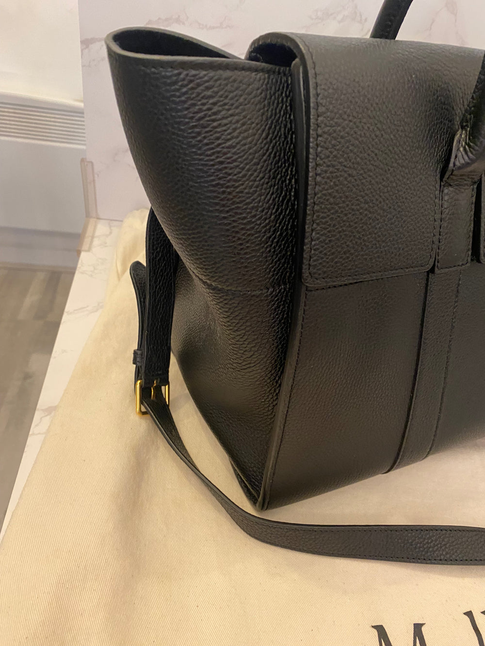Pre Loved Mulberry Strap Bayswater in Black (excellent)