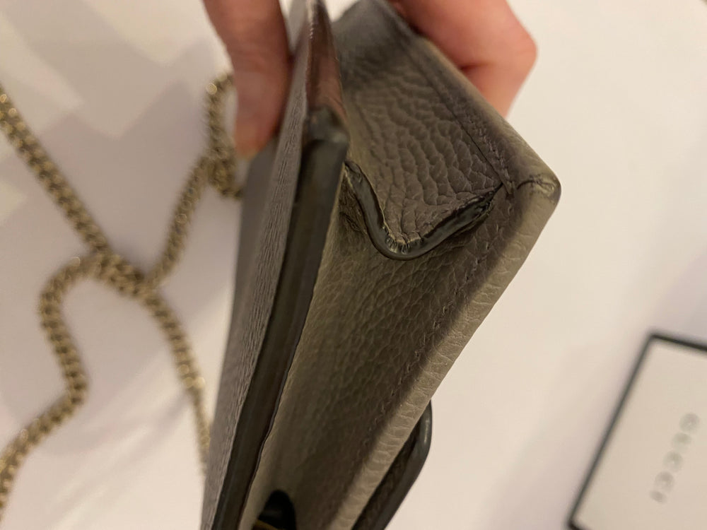 Pre Loved Gucci Interlocking Leather Wallet on Chain in Dollar Grey (excellent)