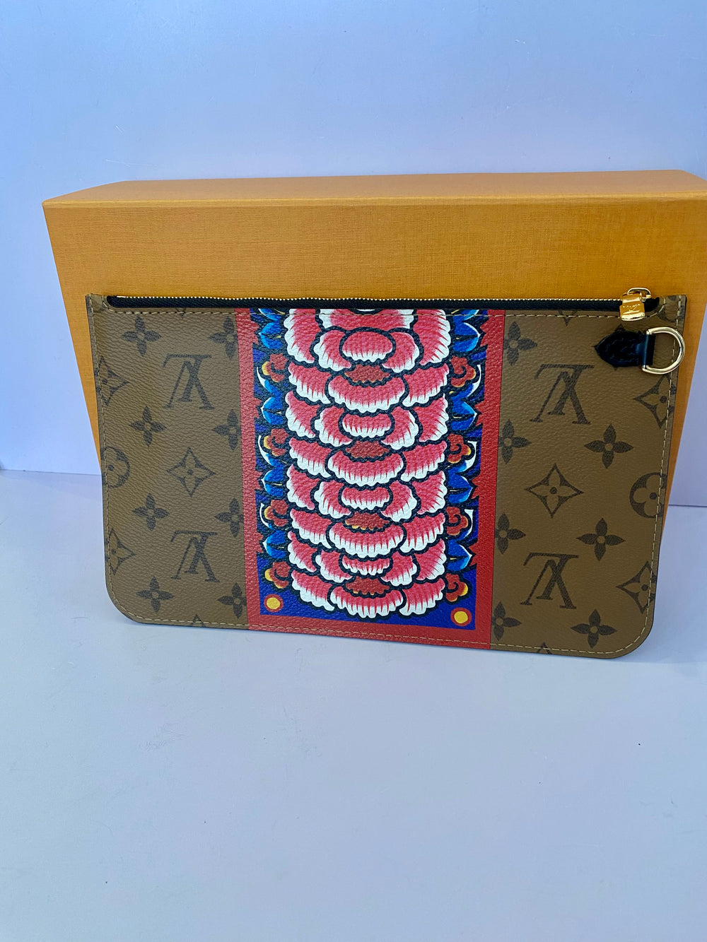 Pre Loved Louis Vuitton Ltd Edition Monogram Kabuki Pouch (excellent)