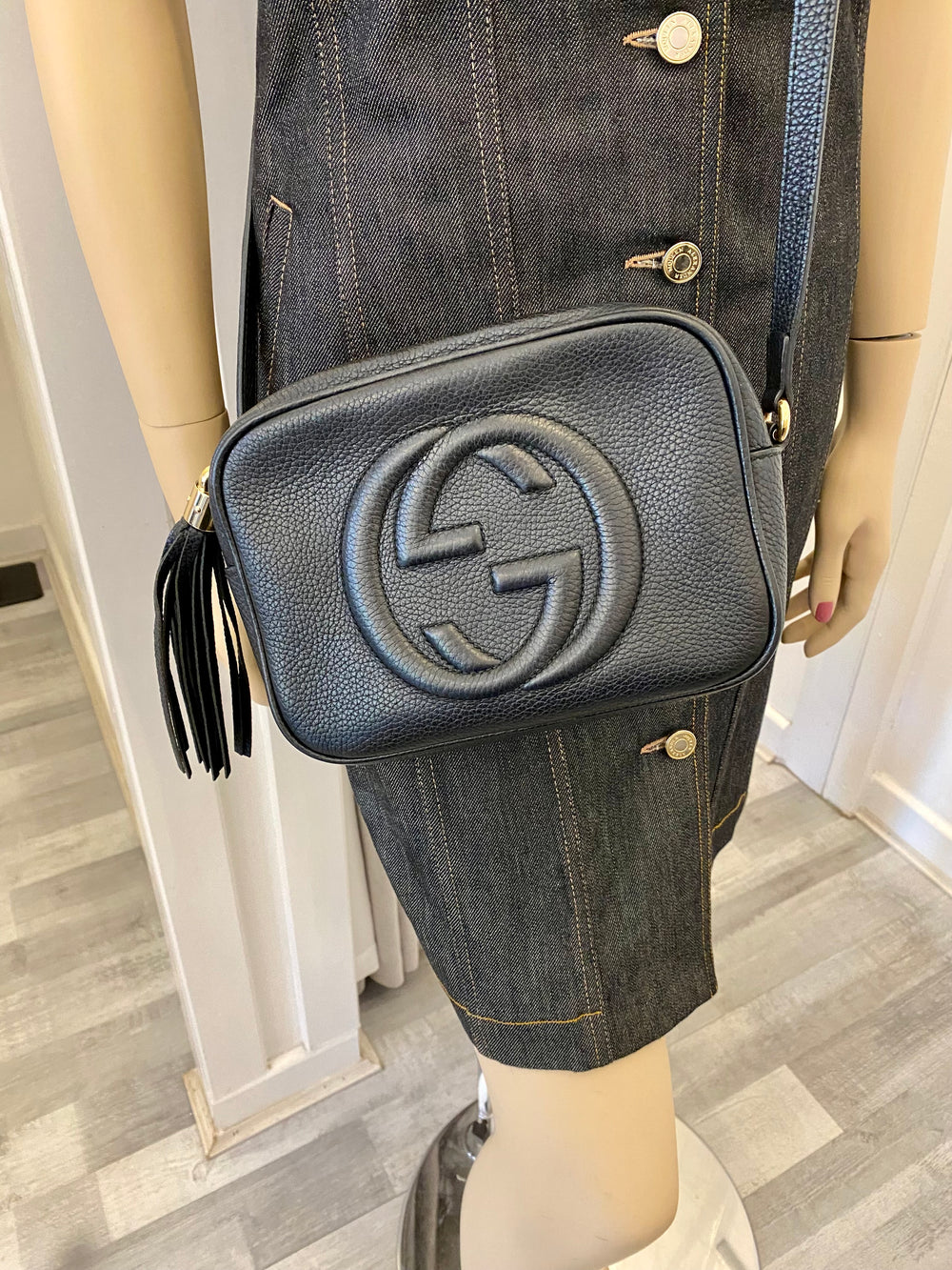 Pre Loved Gucci Black Soho Disco Crossbody Bag