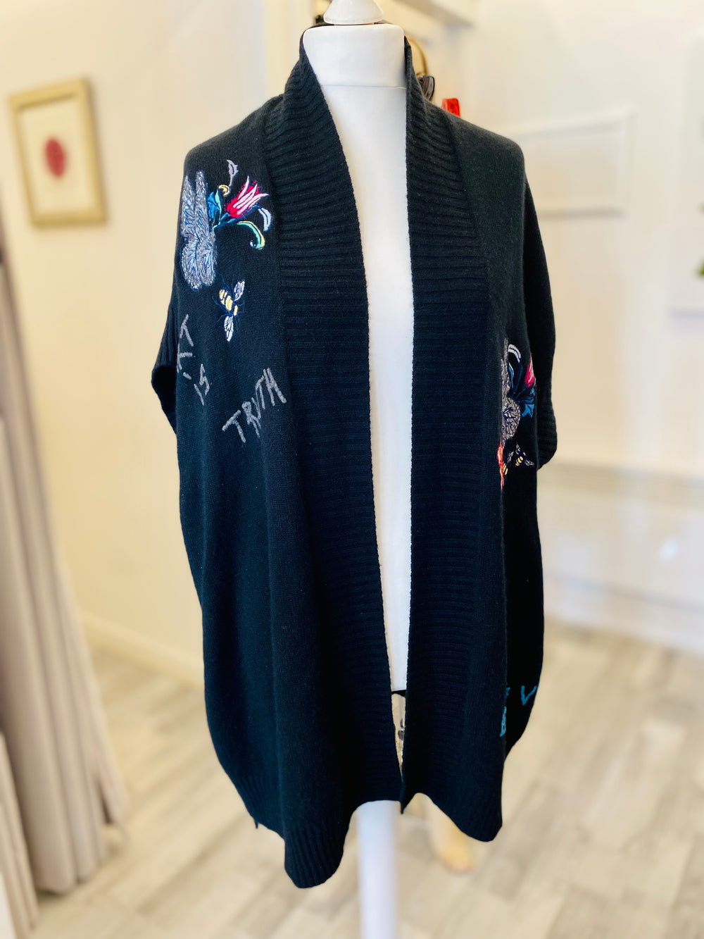 Pre Loved Zadig & Voltaire Embroidered Cashmere Shrug One Size (excellent)