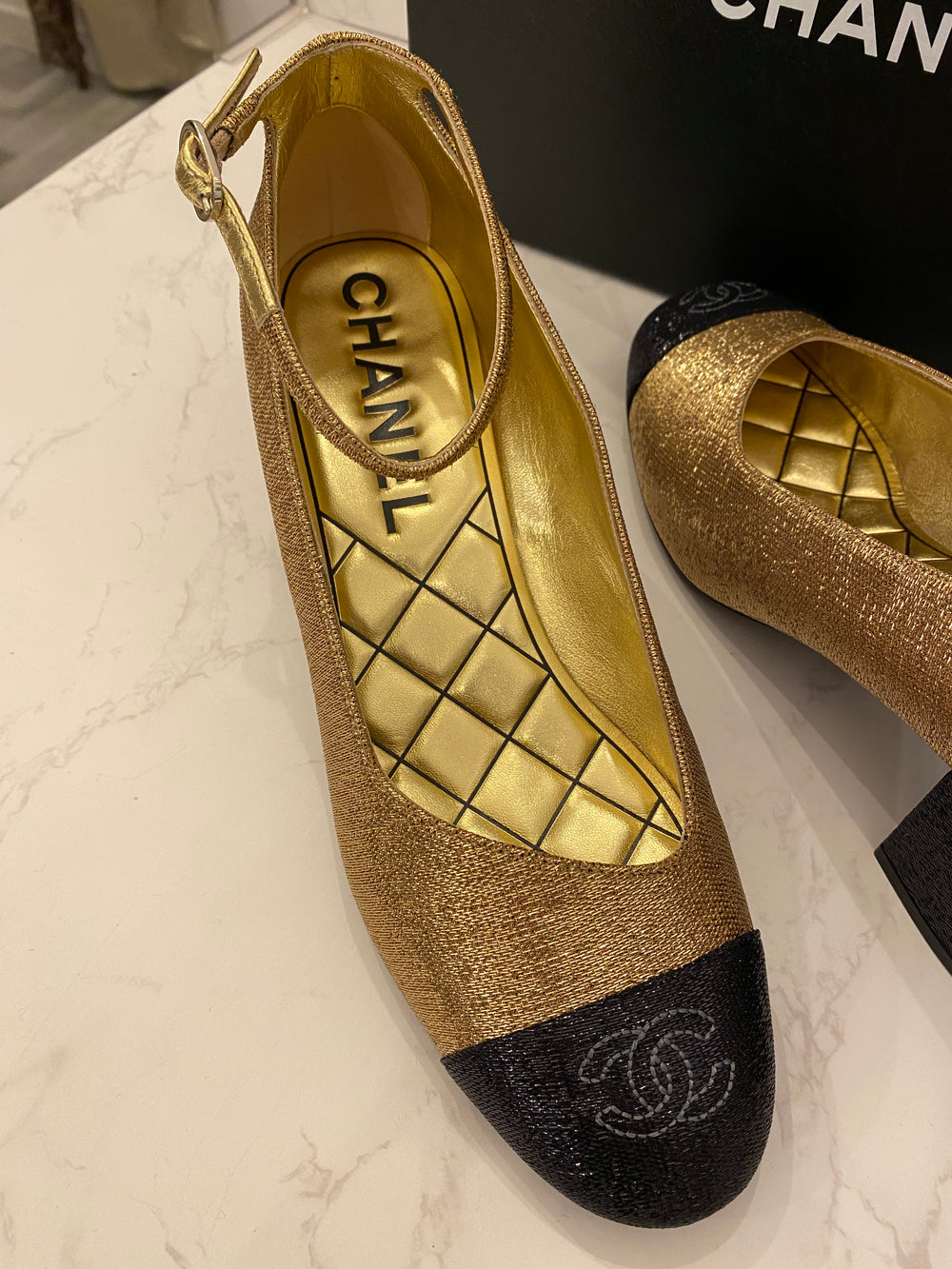 Pre Loved Chanel Black & Gold Mary Jane Heels UK 6 (new)