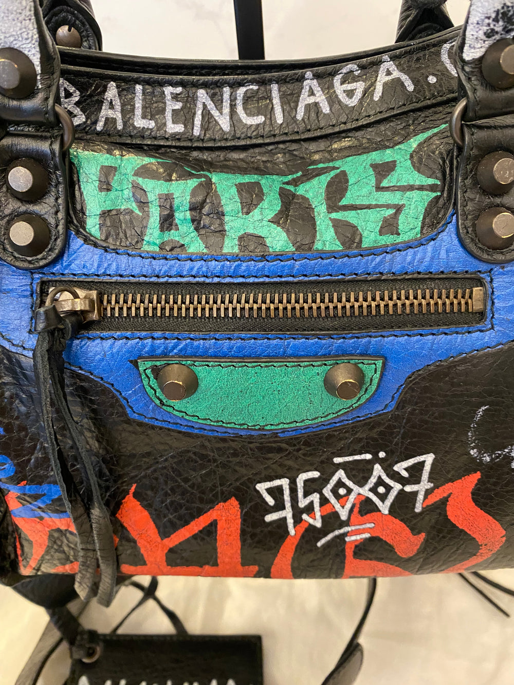 Pre Loved Balenciaga Black Graffiti City Classic (excellent)