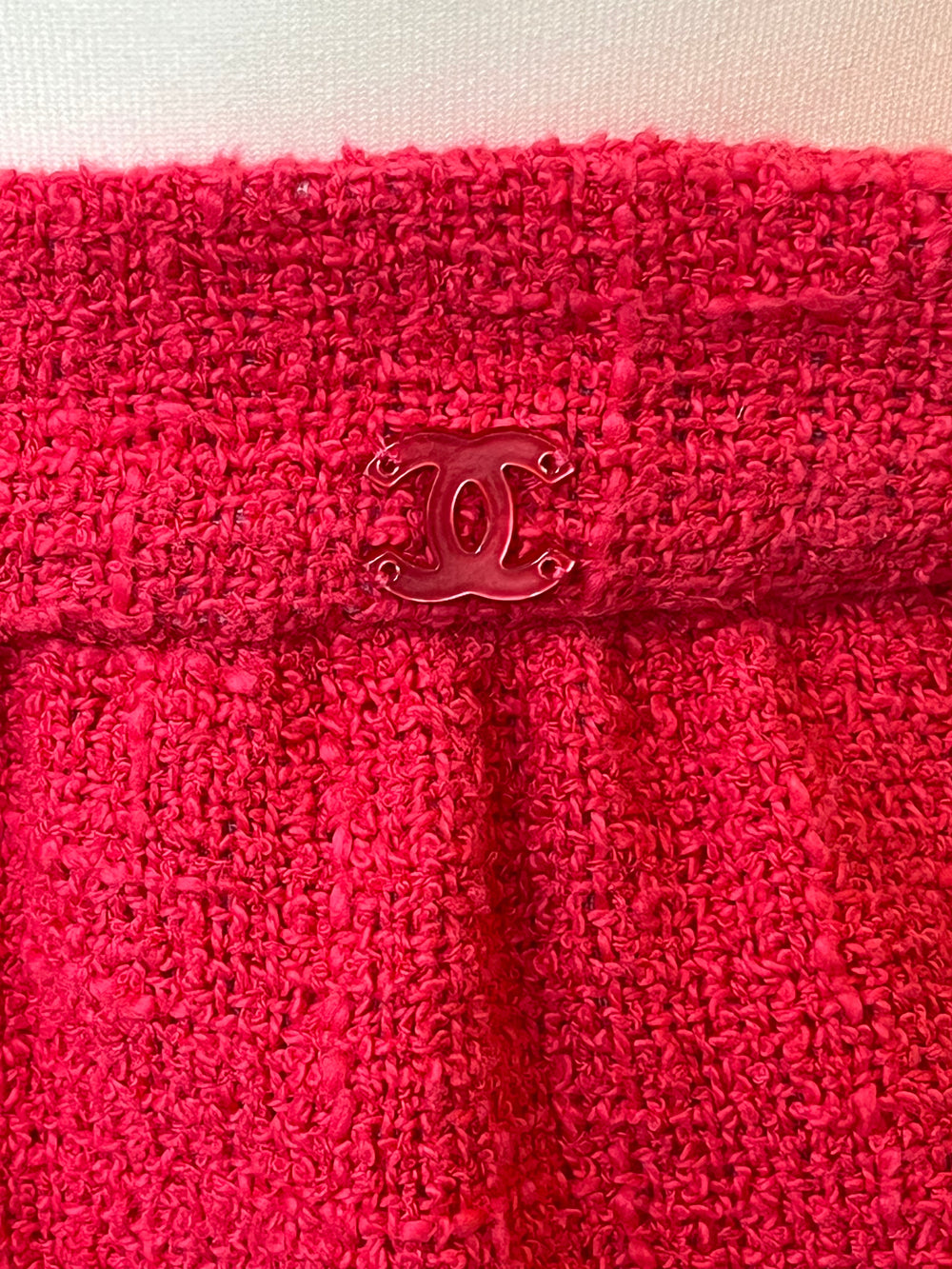 Pre Loved Chanel Deep Pink Boucle Skirt size FR38 UK 10