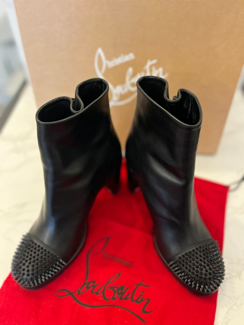 Pre Loved Christian Louboutin Olivia Snow 70 Spiked Boots uk 5 (new)