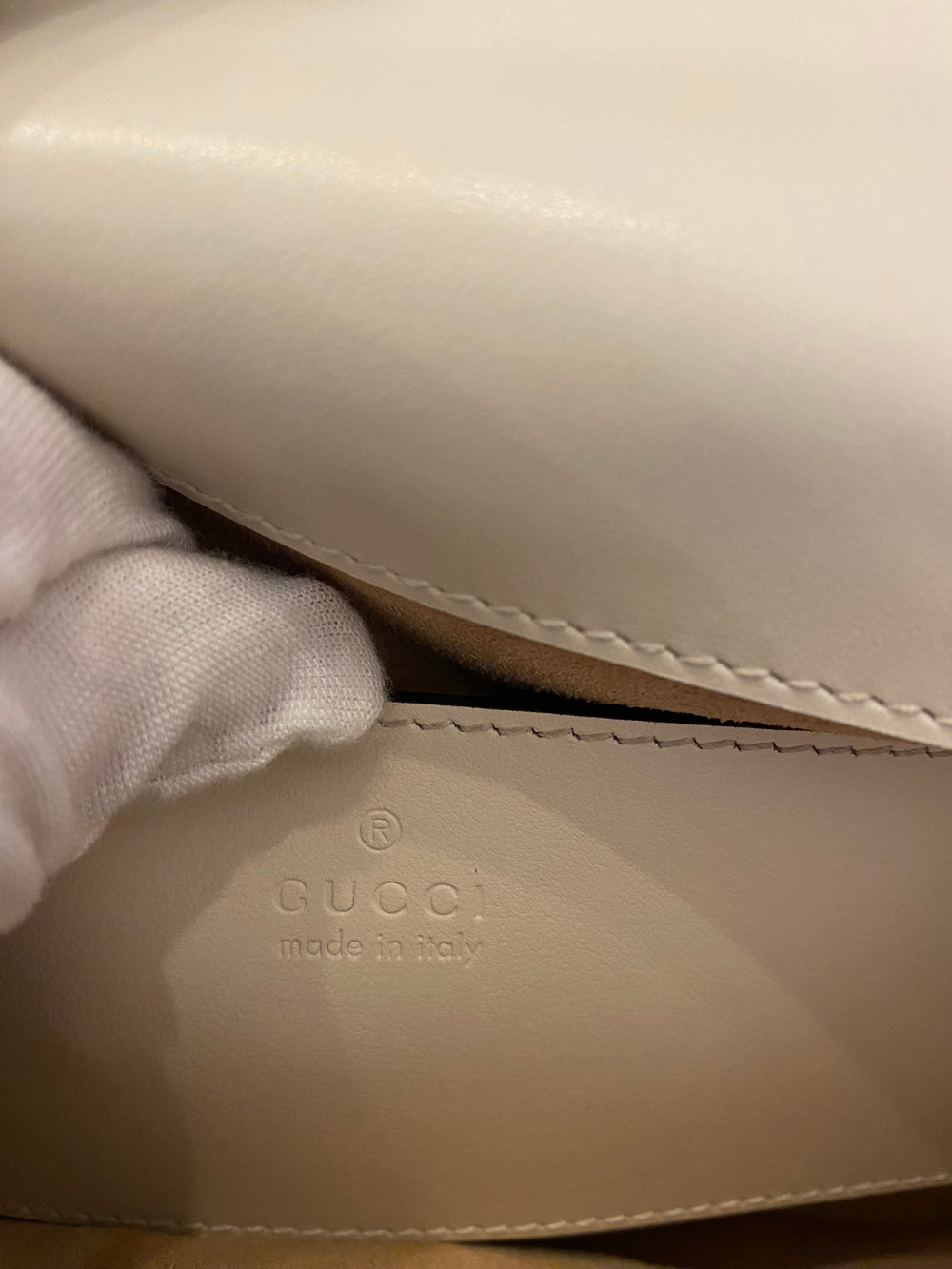 Pre Loved Gucci Marmont Small Top Handle Handbag in White (Cream) pristine as new