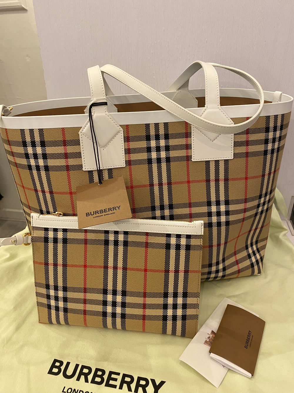 Pre Loved Burberry Medium London  Canvas & Leather Tote - NEW