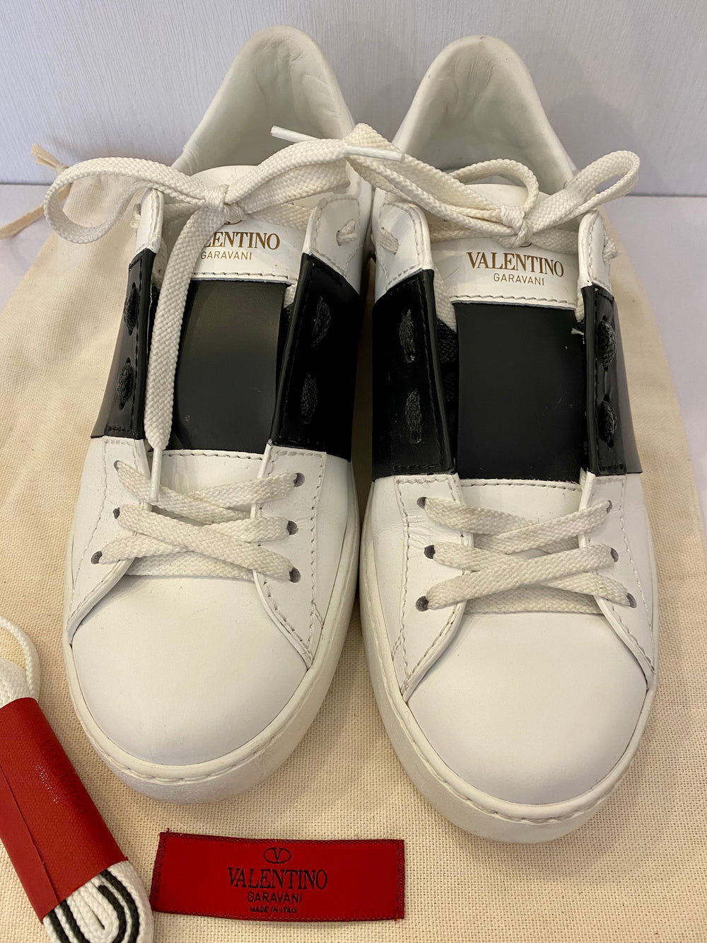 Pre Loved Valentino Garavani White Open Sneaker size uk4