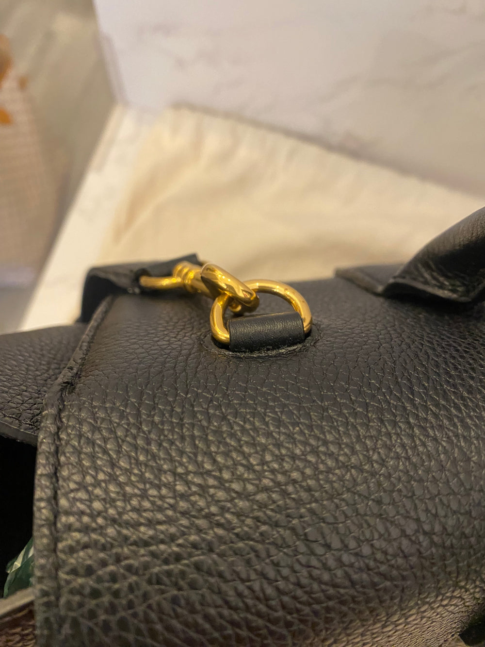 Pre Loved Mulberry Strap Bayswater in Black (excellent)