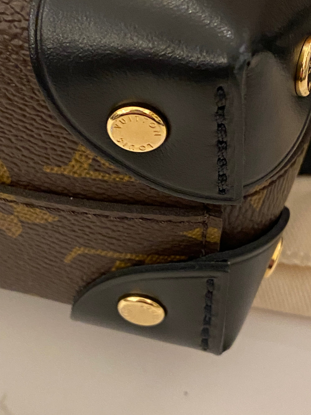 Pre Loved Louis Vuitton Petite Malle Souple Handbag in Monogram (Excellent)